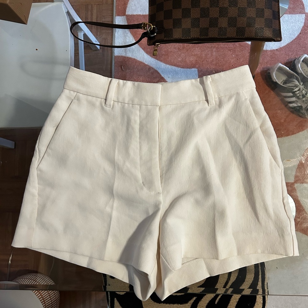 Wilfred effortless shorts mini